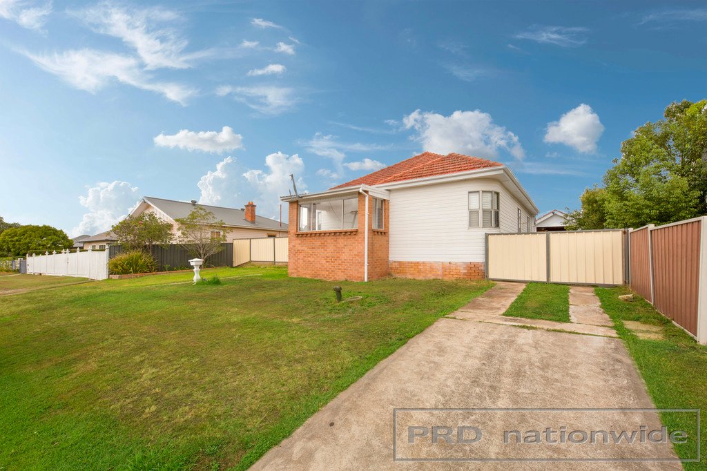10 Ada Street, TELARAH NSW 2320