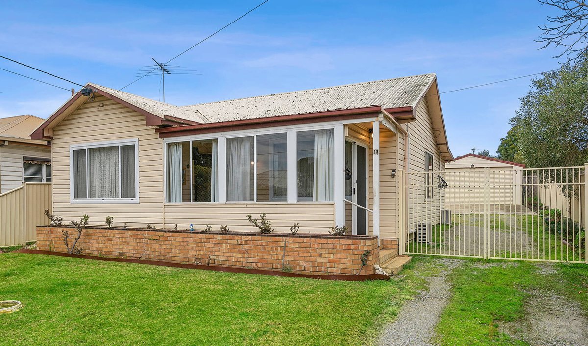 10 Belcher Street Hamlyn Heights - Residential for sale