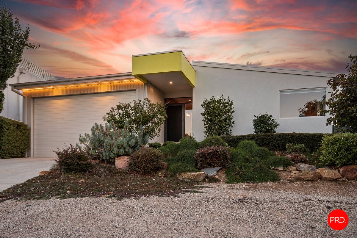 10 Belladonna Rise, KANGAROO FLAT VIC 3555