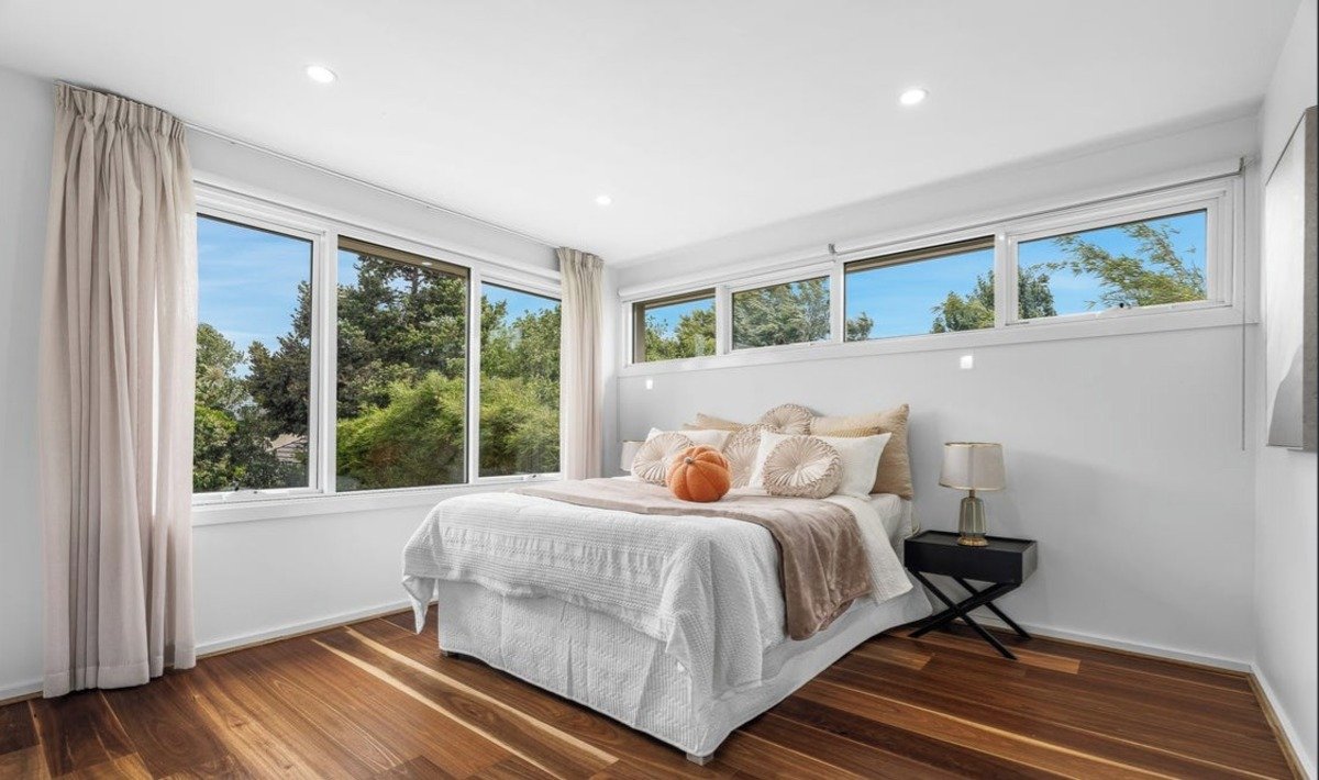 10 Carlyle Street Ashwood - Residential for lease