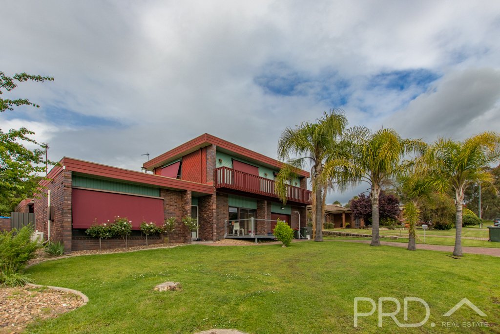 10 Cedar Crescent, TUMUT NSW 2720