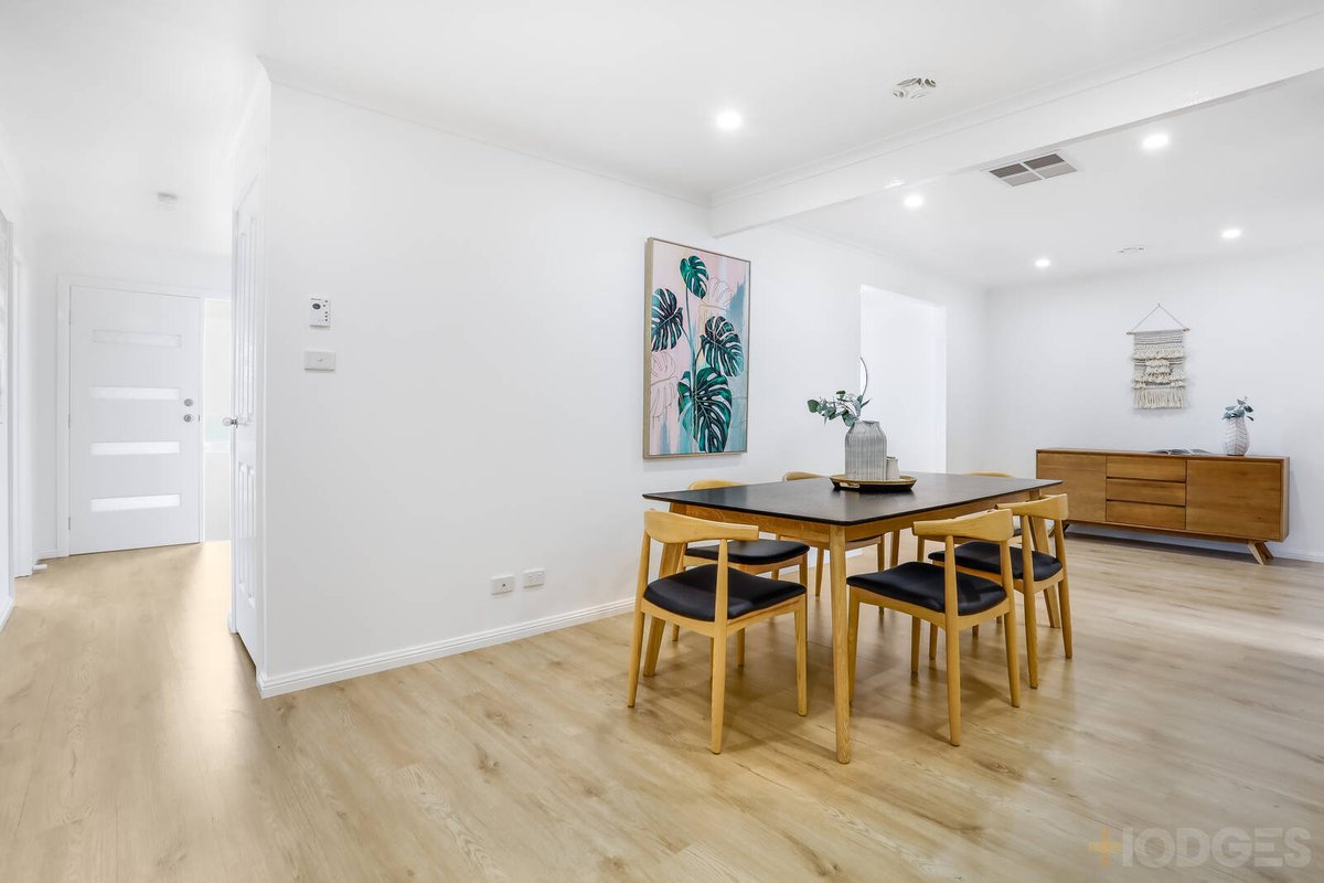 10 Coolabah Crescent Hoppers Crossing - Residential for sale