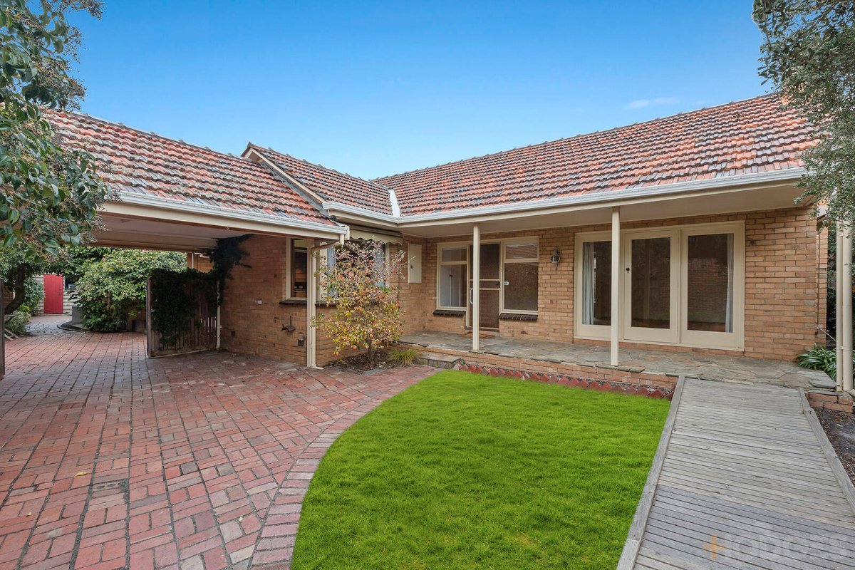 10 Coral Avenue Beaumaris - Residential for sale