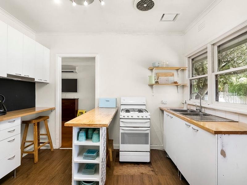 10 Cox Street CHELTENHAM - Residential for sale