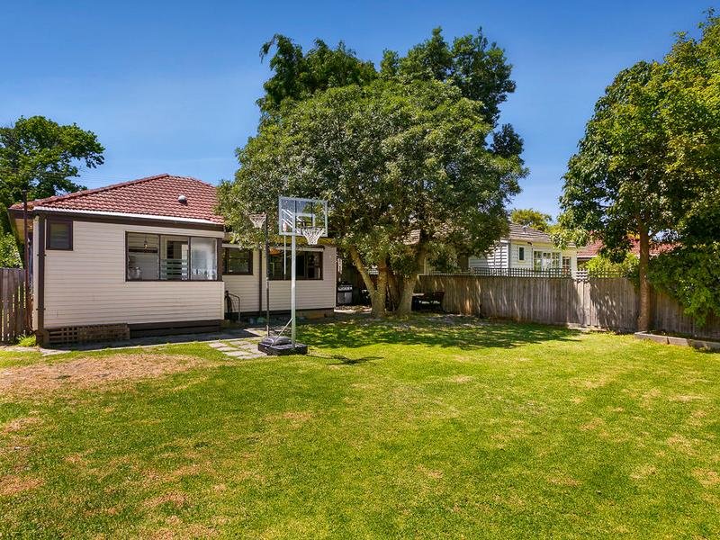10 Cox Street CHELTENHAM - Residential for sale