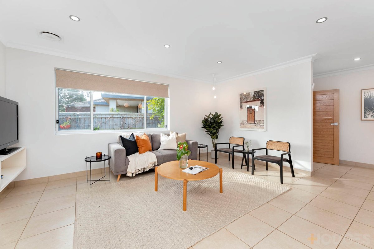 10 Faye Street Moorabbin - Residential for sale