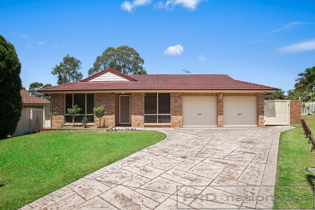 10 Kirkman Cl, THORNTON NSW 2322