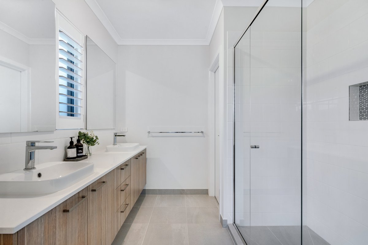 10 Lady Earl Cres  Ocean Grove - Residential for lease