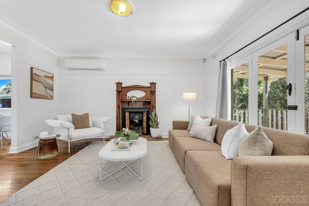 10 Lorraine Street Cheltenham - Residential for sale