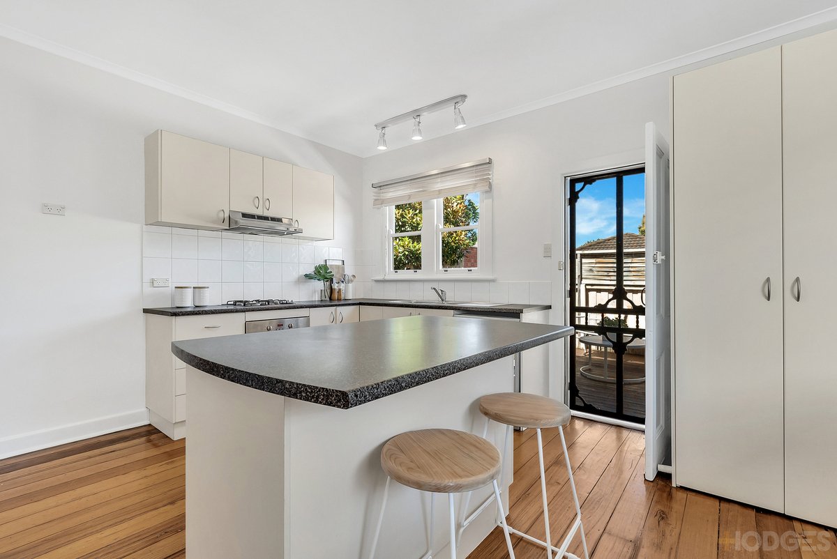 10 Lorraine Street Cheltenham - Residential for sale