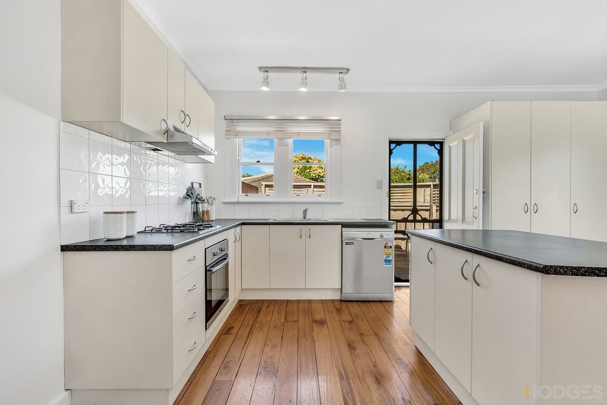 10 Lorraine Street Cheltenham - Residential for sale
