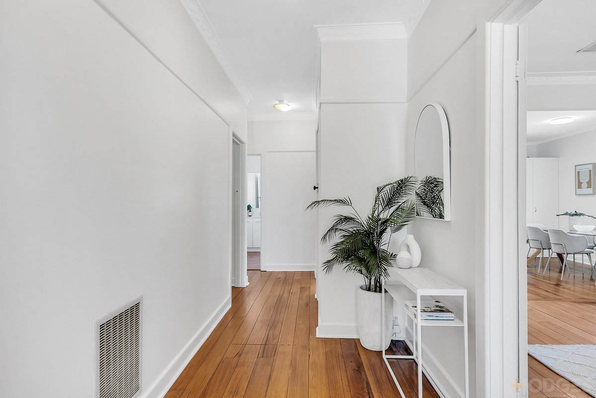 10 Lorraine Street Cheltenham - Residential for sale