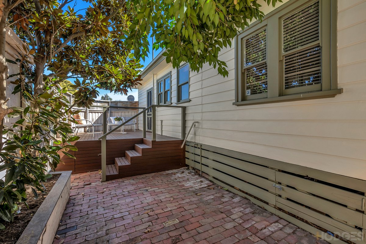 10 Lorraine Street Cheltenham - Residential for sale