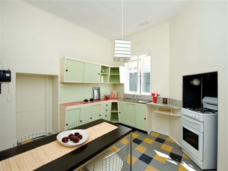 10 Medway Street SEDDON - Residential for sale