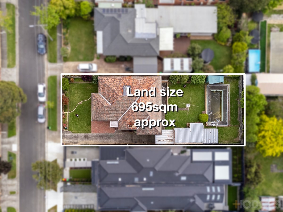 10 Moor Street Bentleigh East - Residential for sale