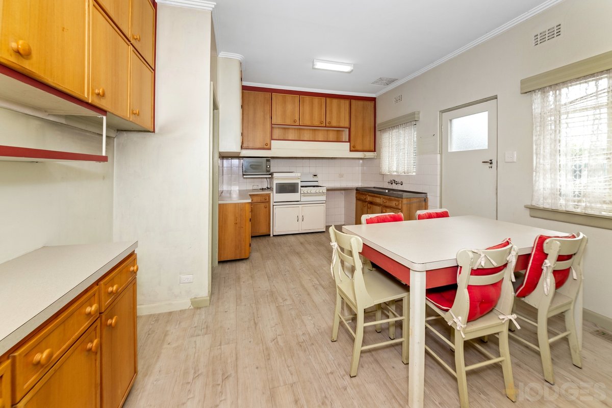 10 Moor Street Bentleigh East - Residential for sale