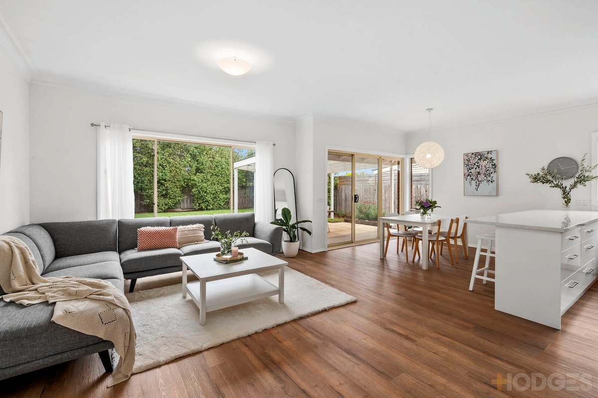 10 Rosanna Mews Lara - Residential for sale