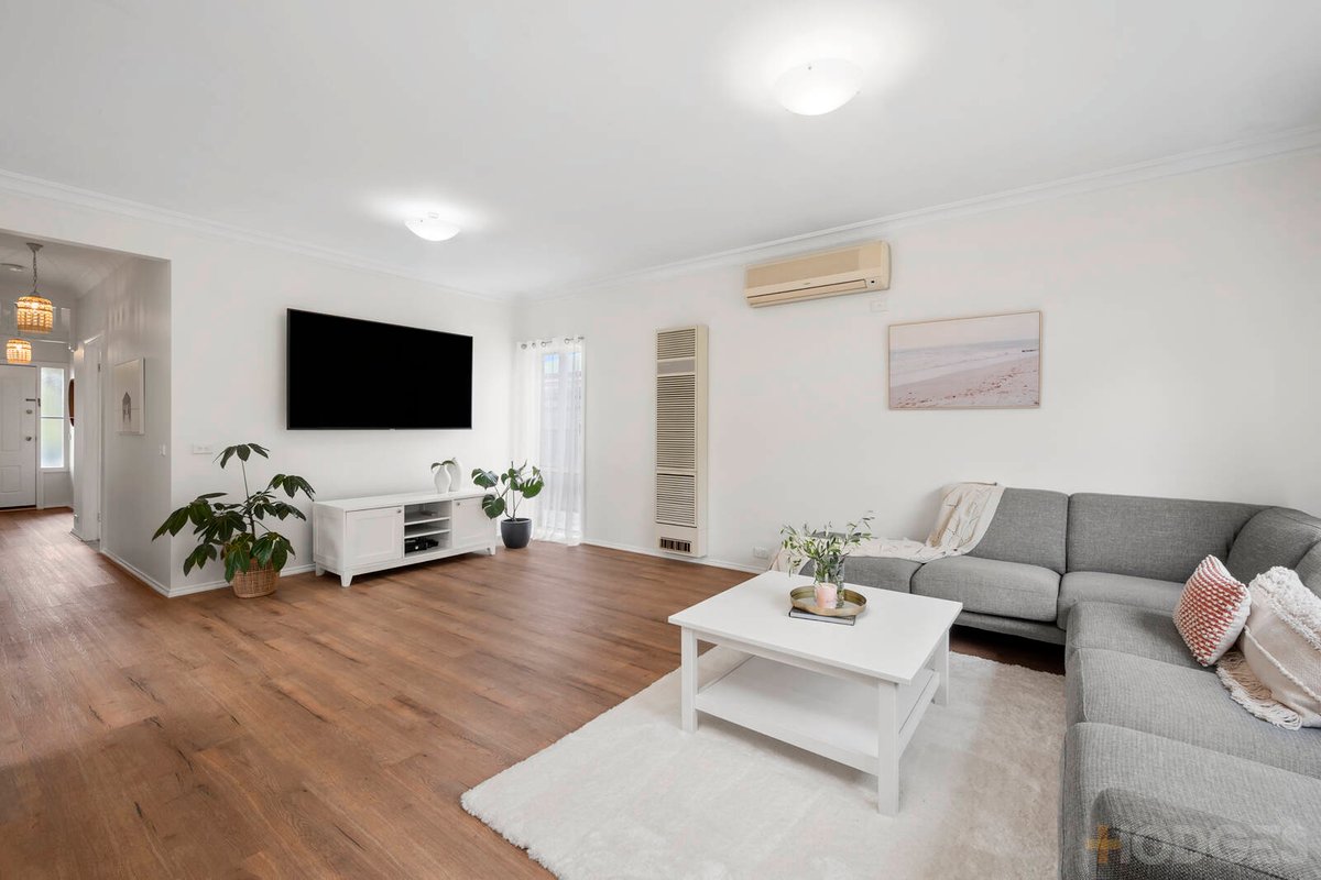 10 Rosanna Mews Lara - Residential for sale