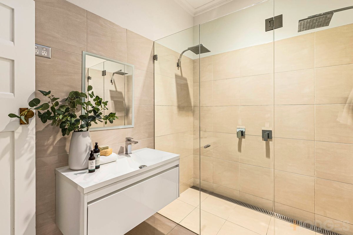 10 Royal Avenue Sandringham - Residential for sale