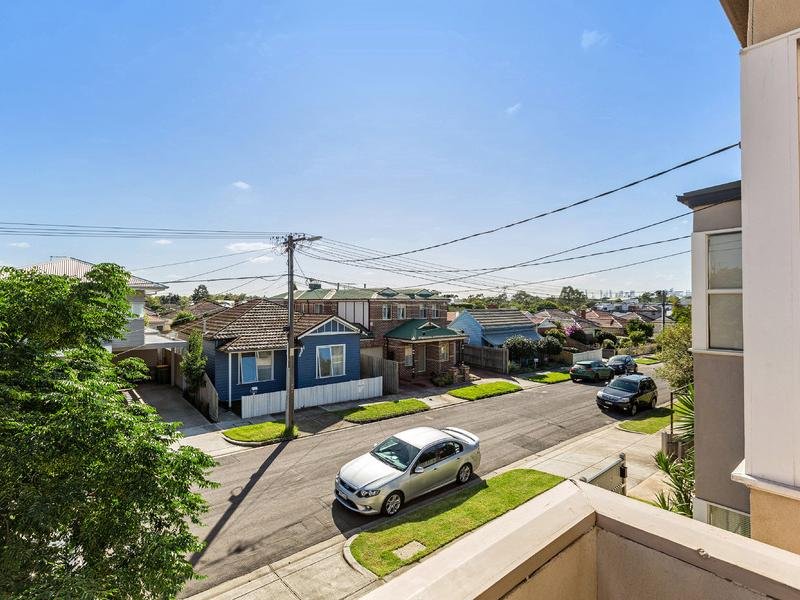 10 Salisbury Street YARRAVILLE - Residential for sale