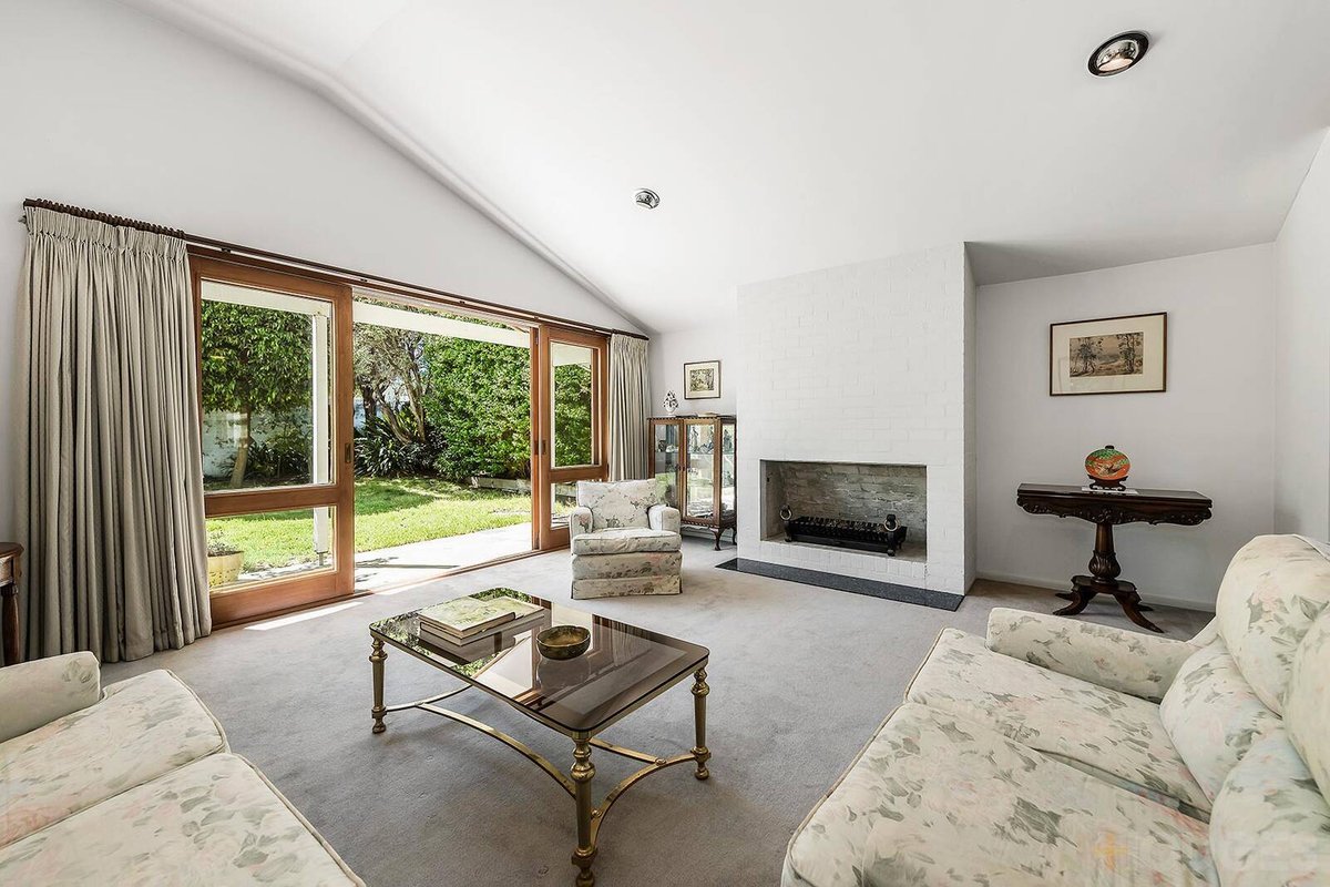 10 Seaview Crescent Black Rock - Residential for sale