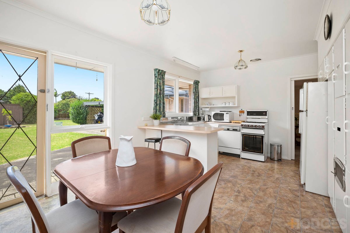 10 Sharan Avenue Mentone - Residential for sale