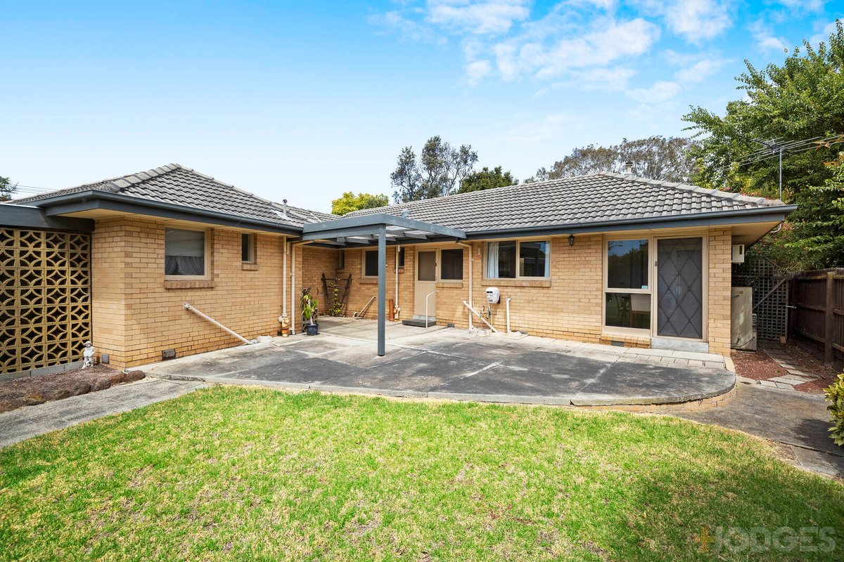 10 Sharan Avenue Mentone - Residential for sale