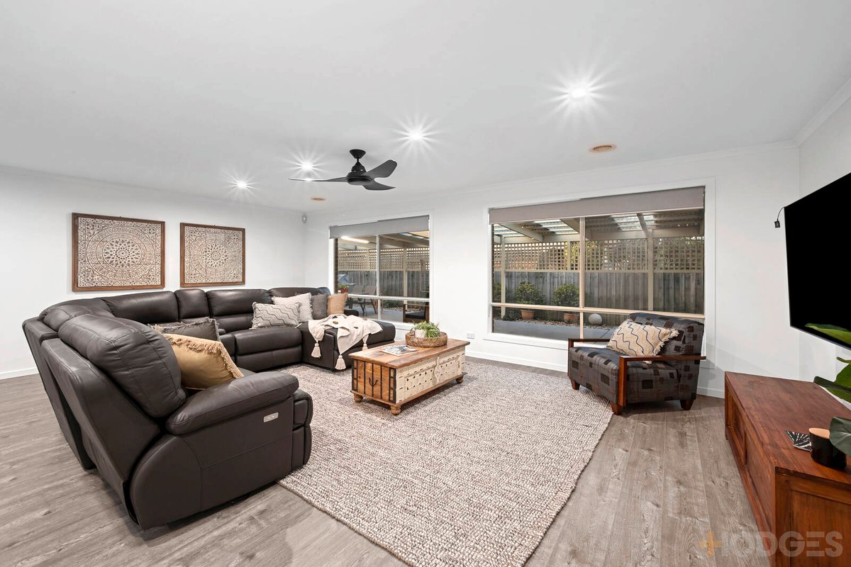 10 Thornton Close Lovely Banks - Residential for sale