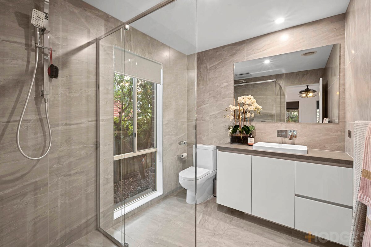 10 Thornton Close Lovely Banks - Residential for sale