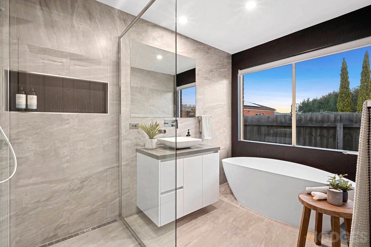 10 Thornton Close Lovely Banks - Residential for sale