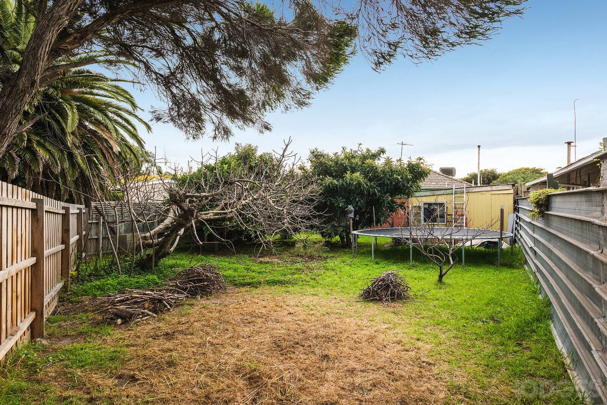 10 Ti Tree Grove Parkdale - Residential for sale