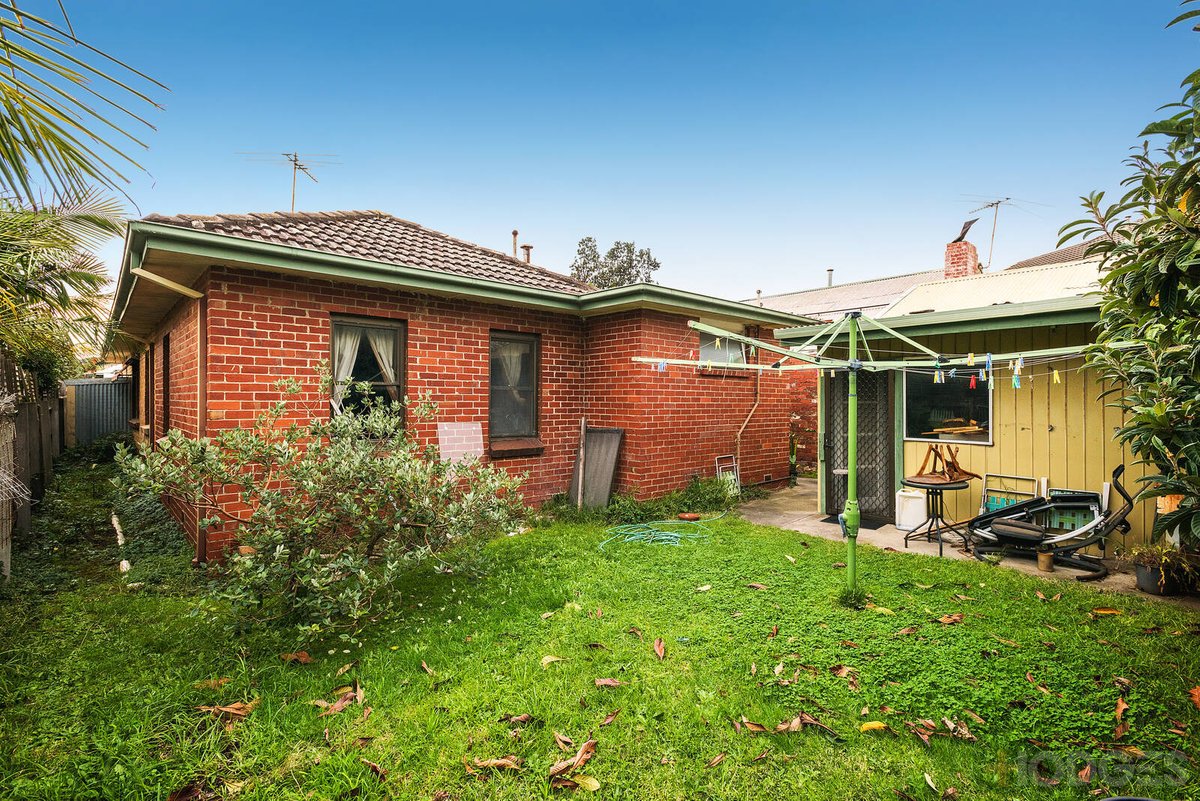 10 Ti Tree Grove Parkdale - Residential for sale