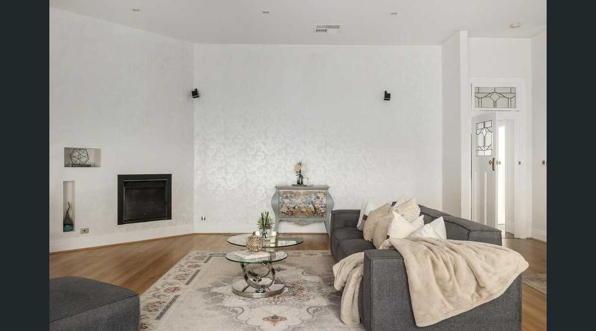10 Vaucluse Street BRIGHTON - Residential for lease