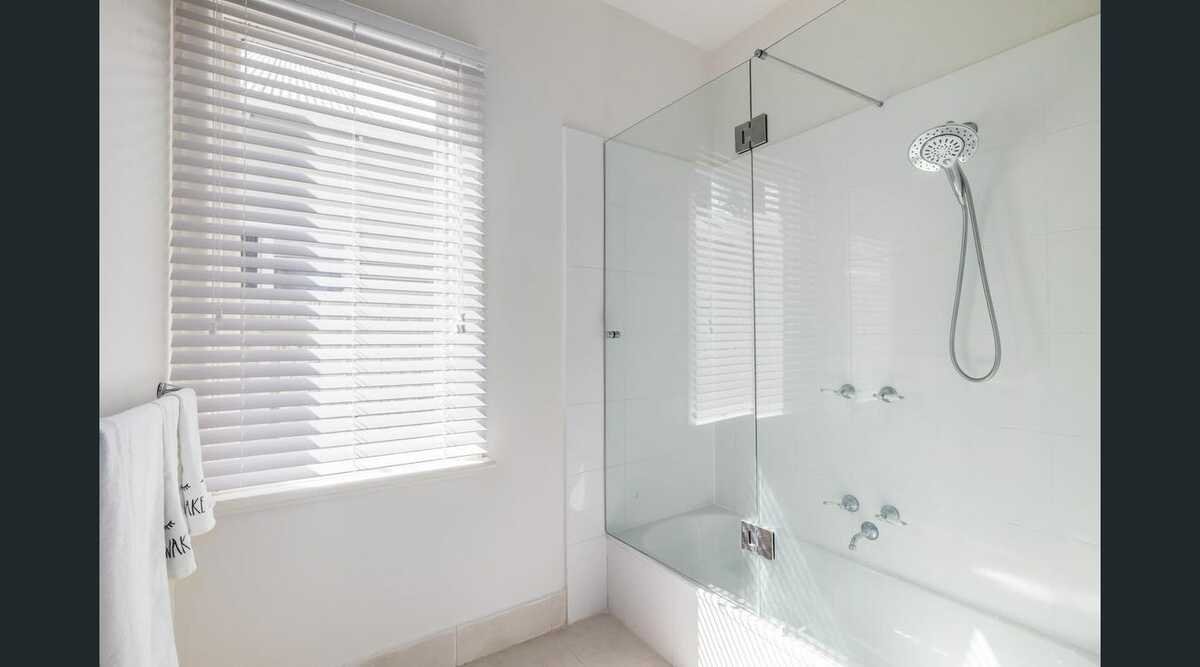 10 Vaucluse Street BRIGHTON - Residential for lease