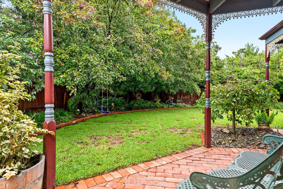 10 Willowtree Drive Werribee - Residential for sale