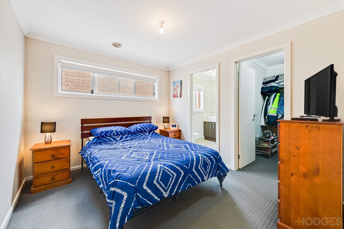 10 Yaleri Rise Werribee - Residential for sale