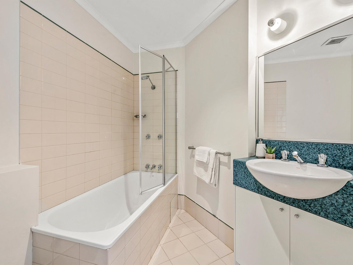 1001 / 442 St Kilda  Road MELBOURNE - Residential for sale