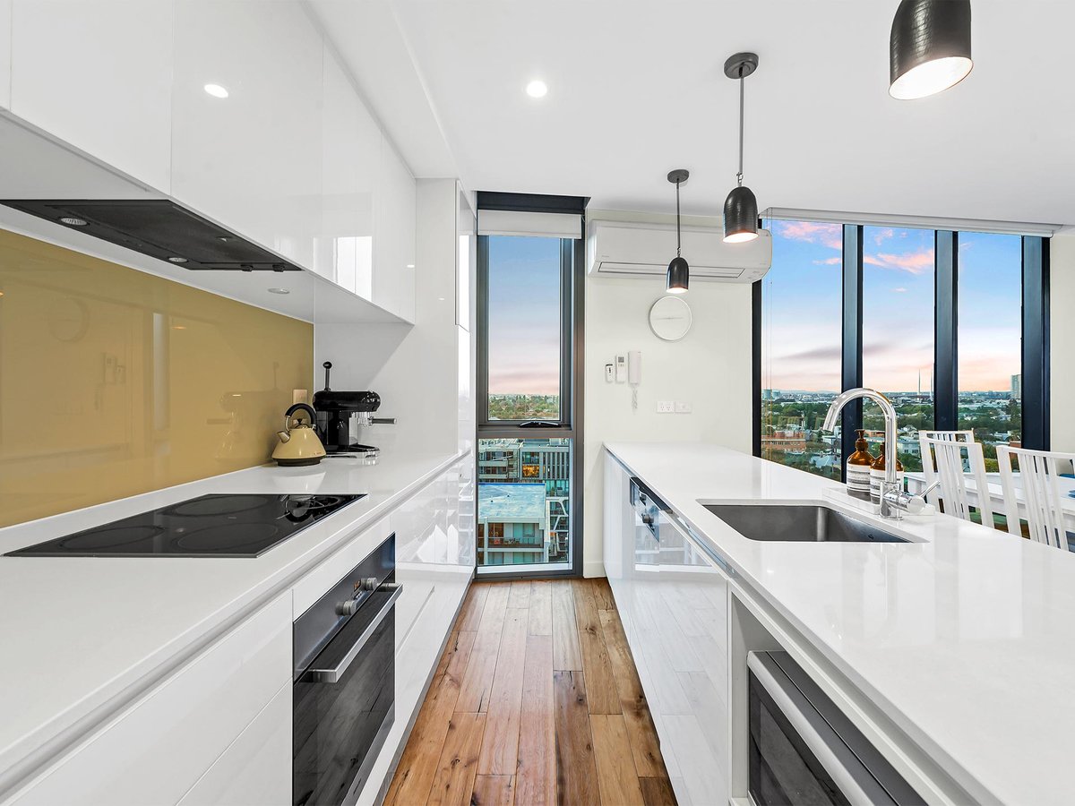 1006 / 101 Bay Street PORT MELBOURNE - Residential for sale