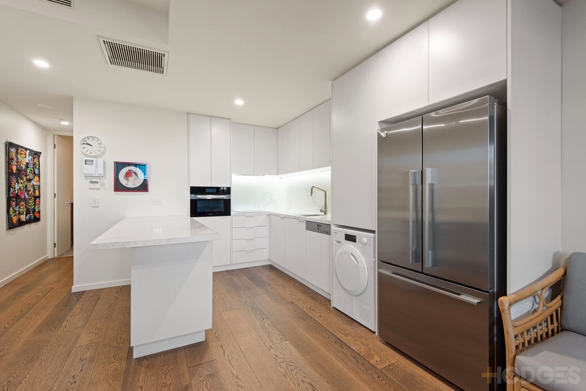 101 / 15 Small Street Hampton - Residential for sale