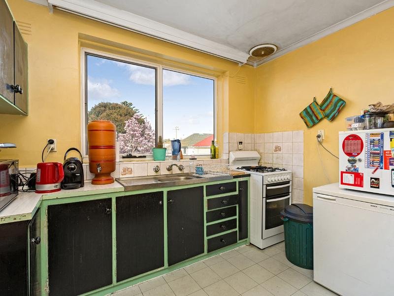 10 / 117 Albert Street SEDDON - Residential for sale