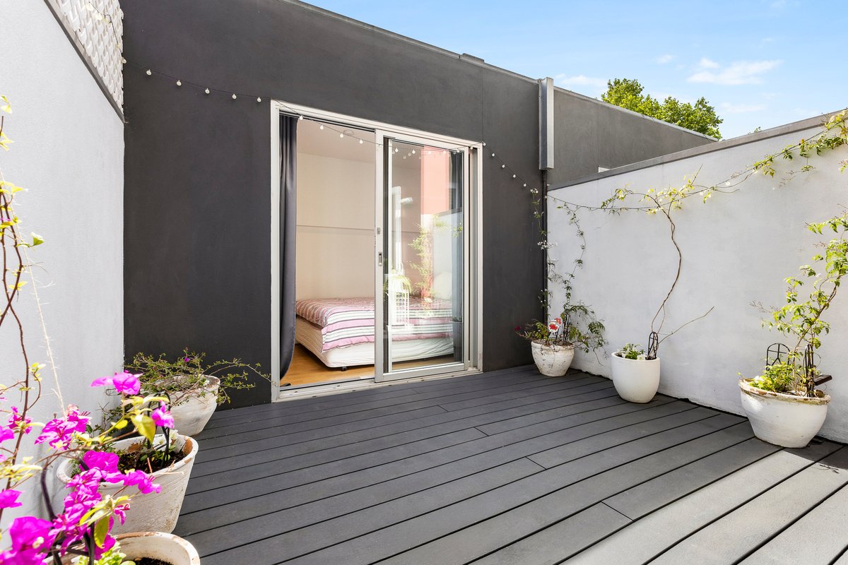 10 / 14 Fitzroy Street St Kilda - Residential for sale