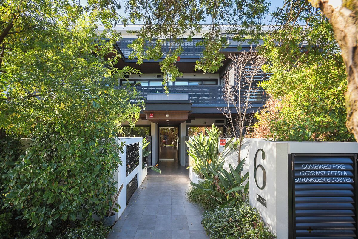 101/6 Claire Street McKinnon - 2 bedroom property