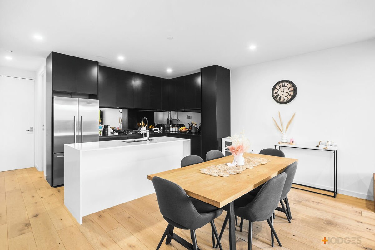 101/6 Claire Street McKinnon - Residential for lease