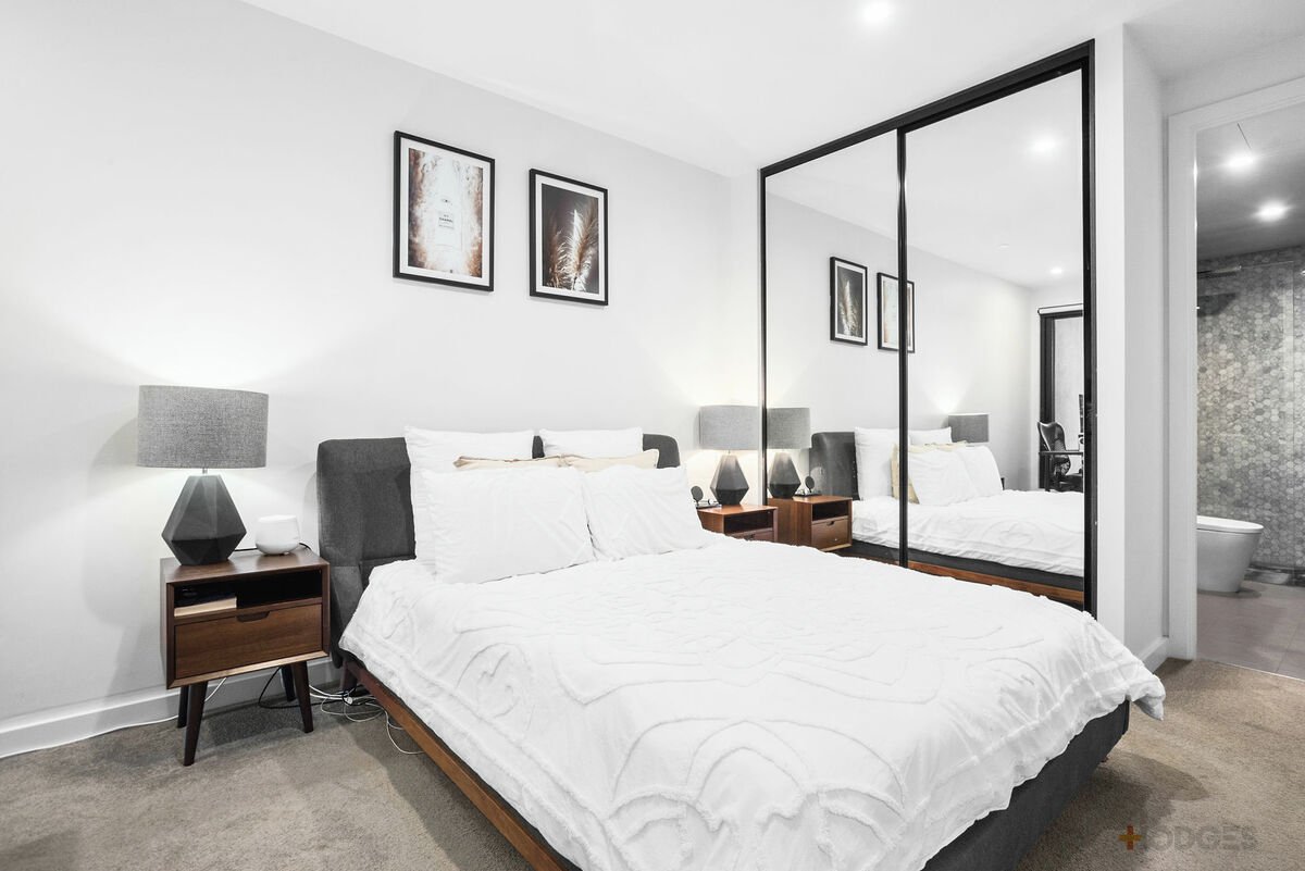 101/6 Claire Street McKinnon - Residential for lease