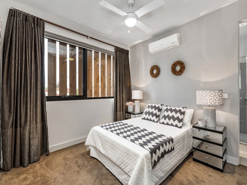 101 / 96 Pilgrim St  SEDDON - Residential for sale