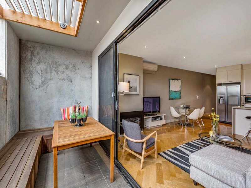 101 / 96 Pilgrim St  SEDDON - Residential for sale