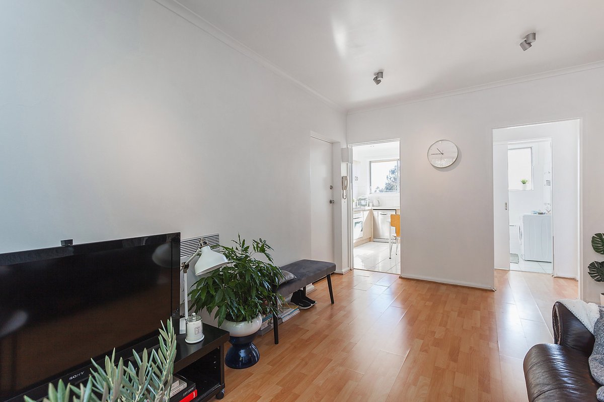 10/21 Bellairs Avenue Seddon - Residential for sale