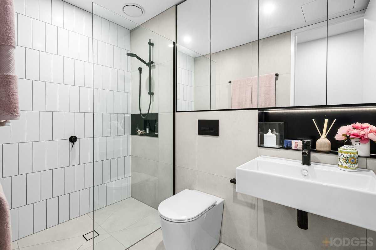 102 / 18 Worthing Road Highett - Residential for sale