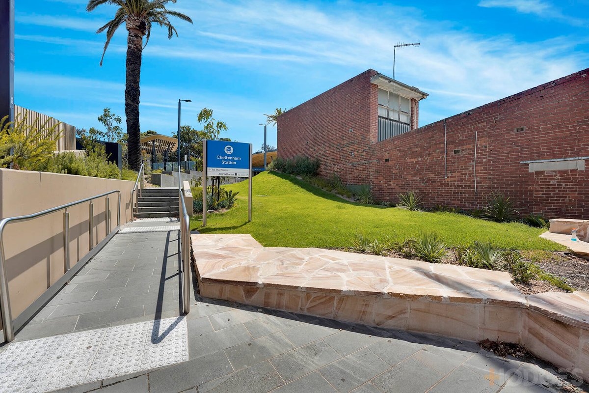 102 / 278 Charman Road Cheltenham - Residential for sale
