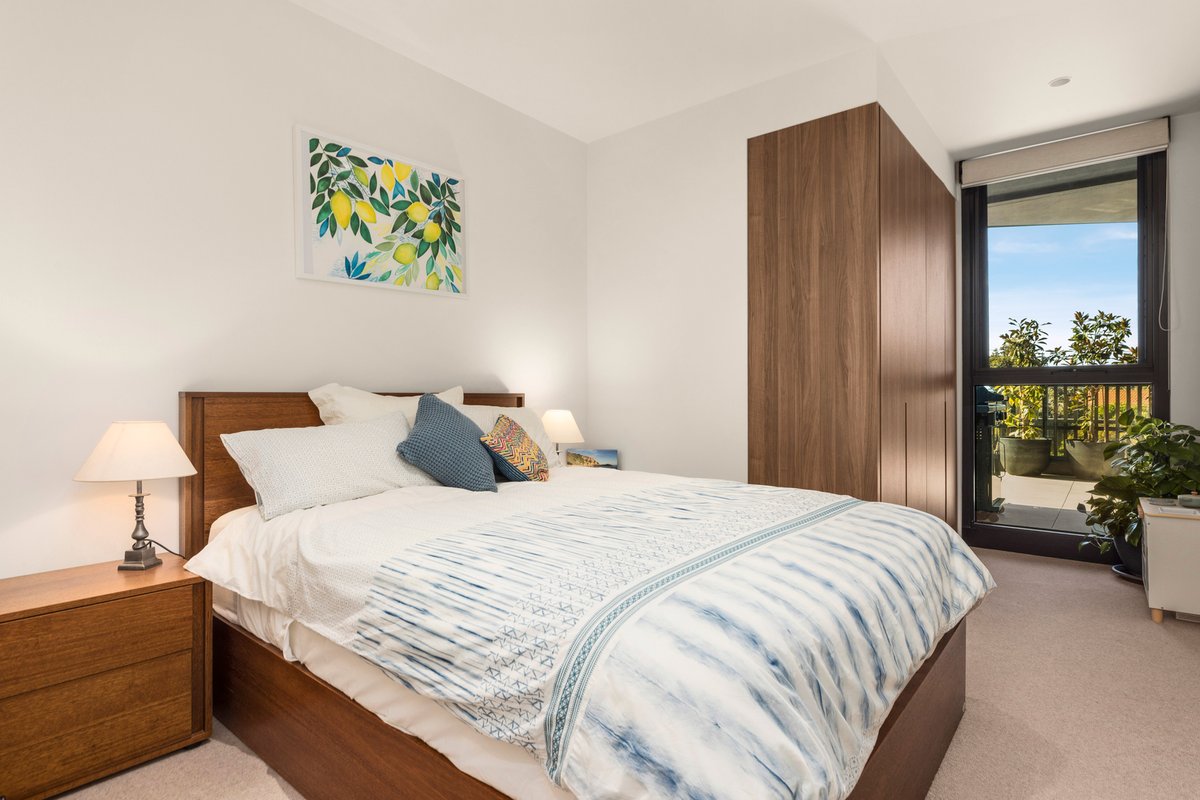 102 / 28 Linacre Road Hampton - Residential for sale